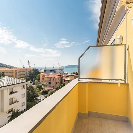 Les Calins, Terre Marine La Spezia